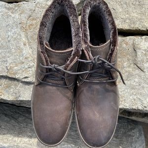 wallace shearling chukka